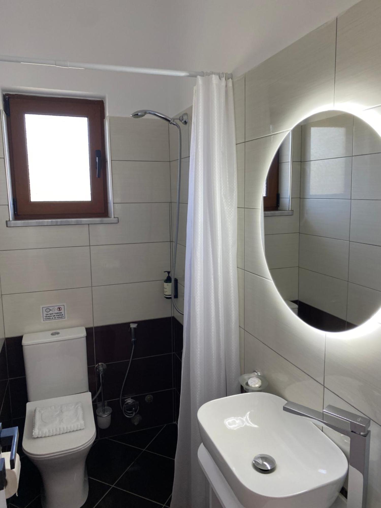 Villa Tabaku Berat Ngoại thất bức ảnh