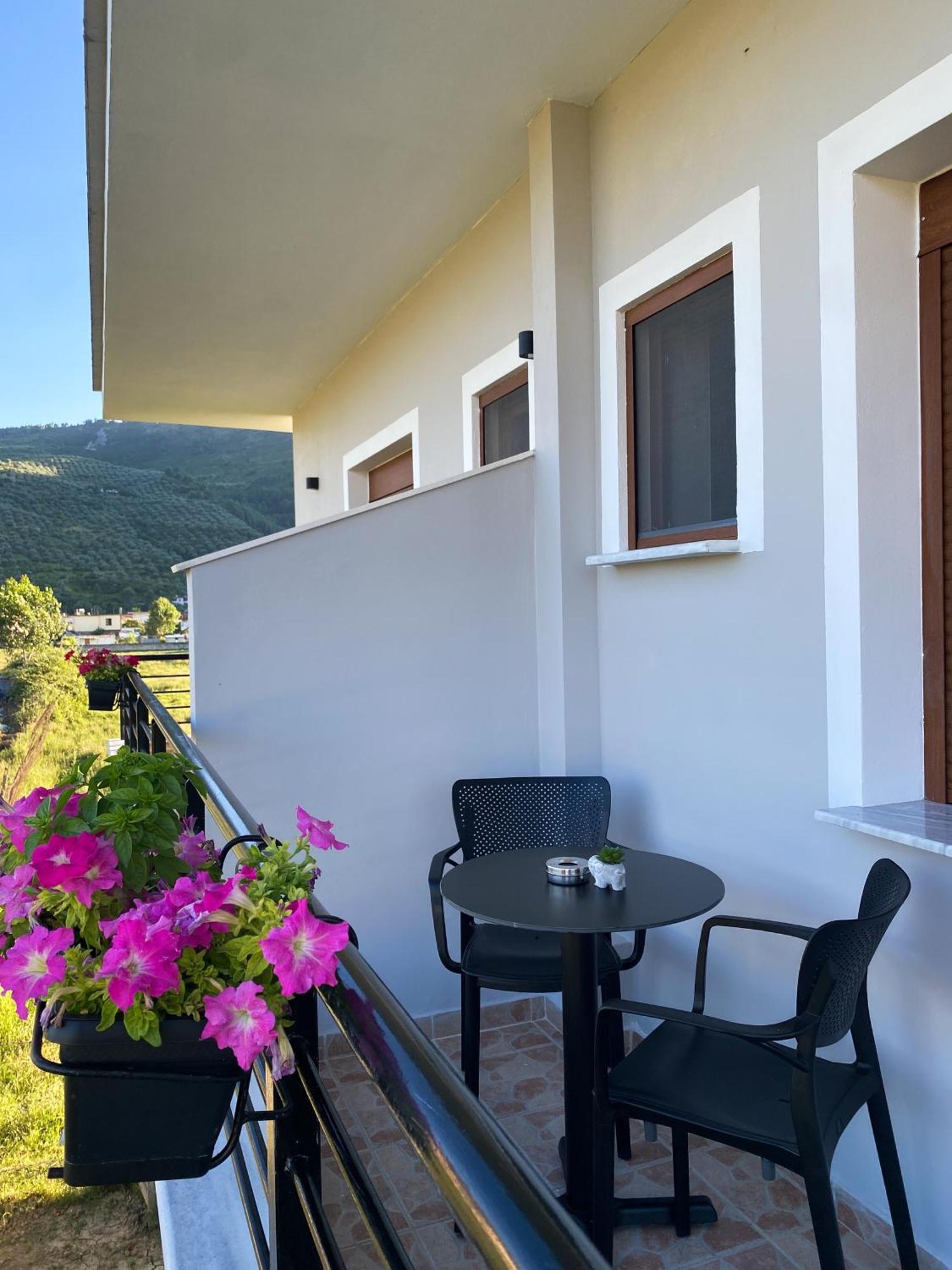 Villa Tabaku Berat Ngoại thất bức ảnh