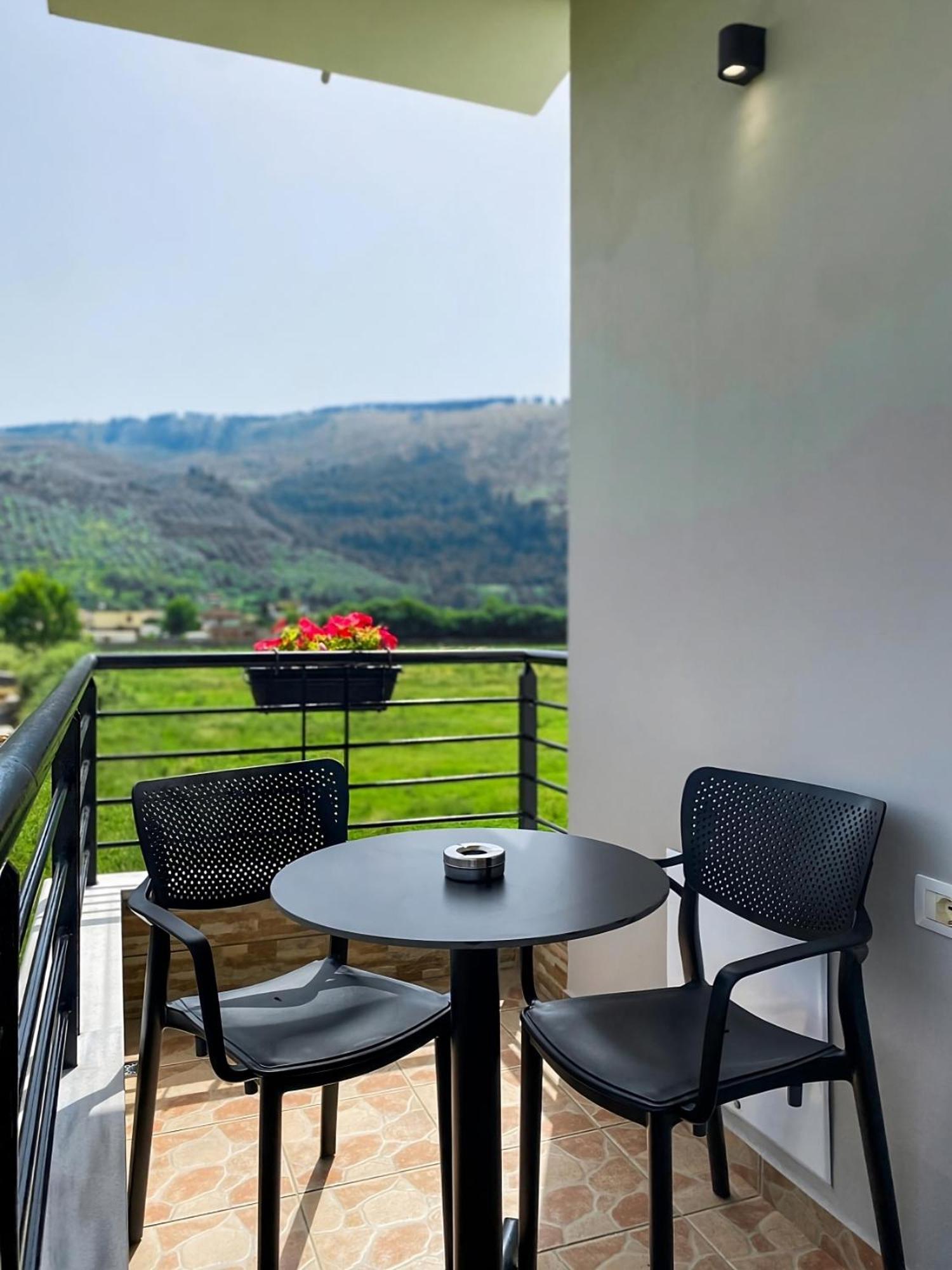 Villa Tabaku Berat Ngoại thất bức ảnh