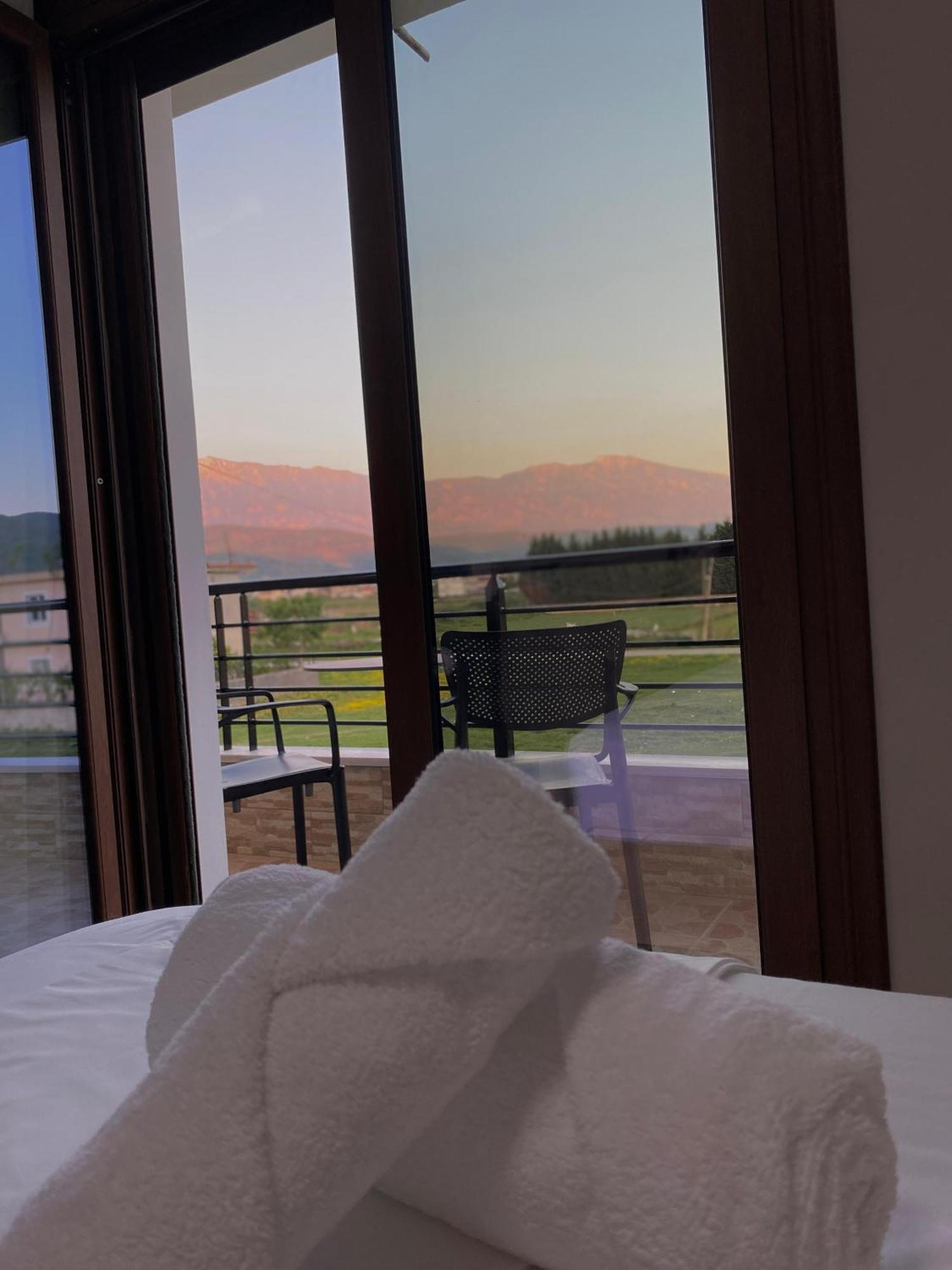 Villa Tabaku Berat Ngoại thất bức ảnh